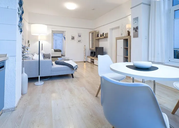 Haus Der Kurzen Wege Apartment Rostock